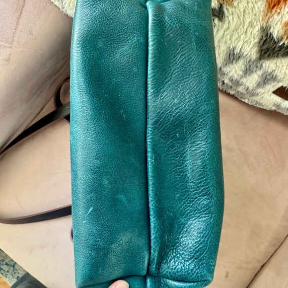 Portland Leather Tote Bag in Lagoon - Picture 4 of 5